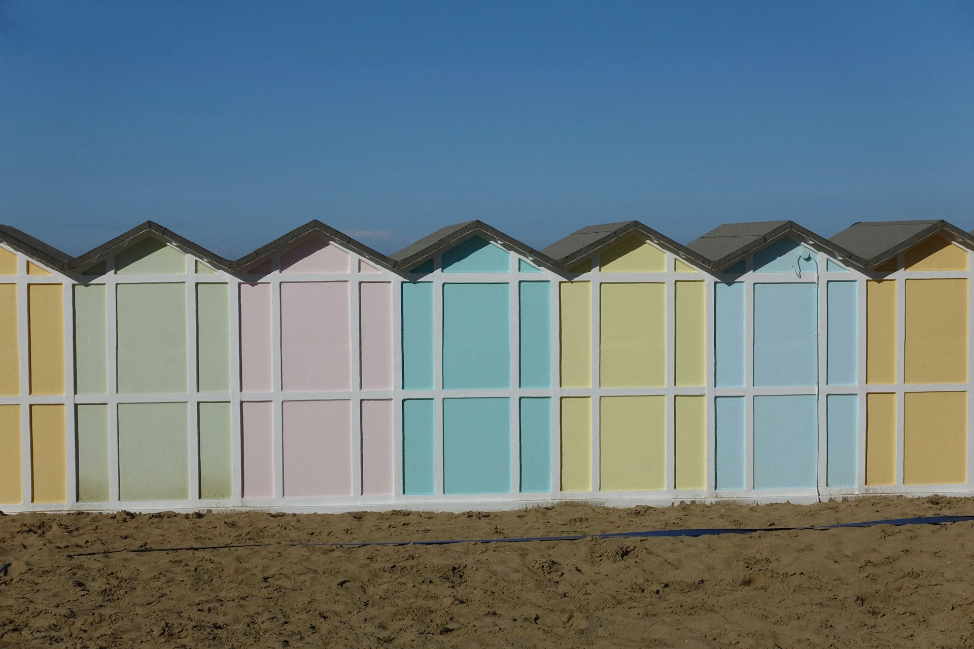 luc thomas pwrirz2slcc unsplash